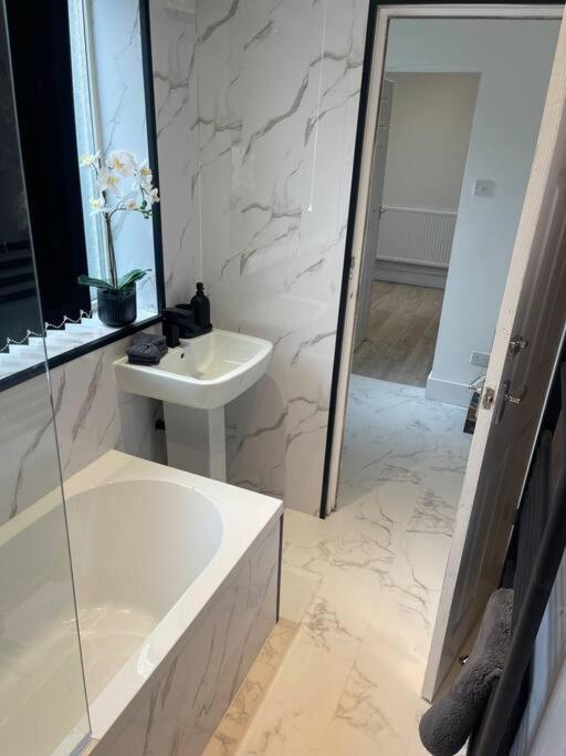 Luxury Accommodation. ولاسي المظهر الخارجي الصورة